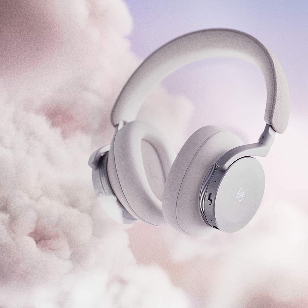 Bang & Olufsen Beoplay H95 , Over-Ear Wireless Headphones , Premium Comfortable , Excepcional cancelamento de ruído ativo adaptativo (ANC) , Driver de titânio eletrodinâmico com ímãs de neodímio, Escolha a cor - comprar online