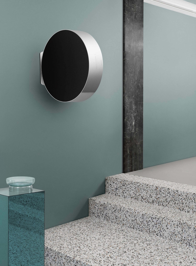 Bang & Olufsen Beosound Edge l Cor Natural l Wireless Multiroom Speaker l Auto Falante Compacto True 360º l Desafia a Gravidade l 1ª Porta de Graves Ativa do Mundo l Incríveis 800W l Controle de Som Direcional l WiFi & Bluetooth l Chromecast & Google Assistant Integrados l Compatível com Apple 2 & Spotify Connect l Recomendado para áreas de 20m² até 120m² en internet