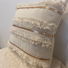 ALMOHADON BOHO TRIFLECO CHAMPAGNE - comprar online