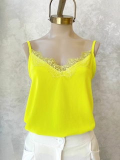 Musculosa encaje cey fino