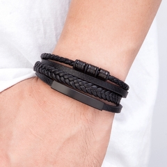 Pulseira masculina de couro genuíno com fecho magnético - comprar online