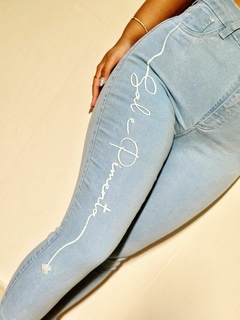 Imagem do Calça Jeans Feminina, com lycra cintura alta Sal e Pimenta