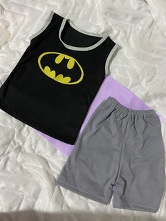 conjunto regata batman e short cinza