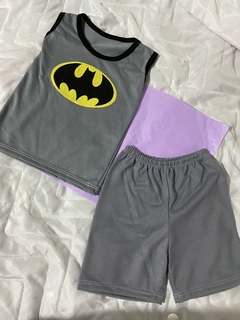 conjunto regata batman e short cinza