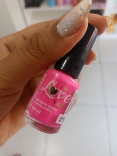 Imagem do esmalte love lilás 6,5 ml