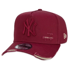 Boné New Era 9Forty A-Frame Aba Curva Ajustável Destroyed MLB New York Yankees - comprar online