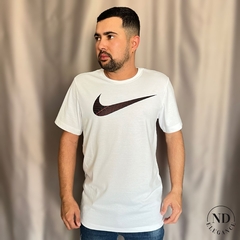 Camiseta Nike Dri-FIT Masculina na internet