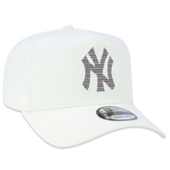 Boné New Era 9FORTY A-Frame MLB New York Yankees Cultural Remixes na internet