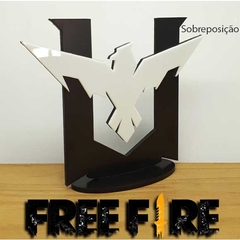 10 - Centro de Mesa Free Fire Acrílico Preto e Branco