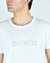 REMERA ESTAMPADA ALGODON UNLIMITED BLANCA en internet