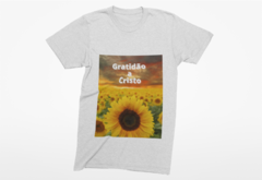 Camiseta - Gratidão a Cristo - Girassol aberto - comprar online