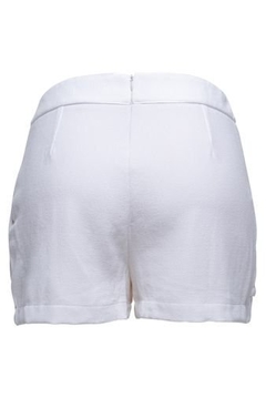 SAIA SHORTS na internet