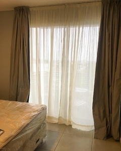 Cortinas de ambientes en internet