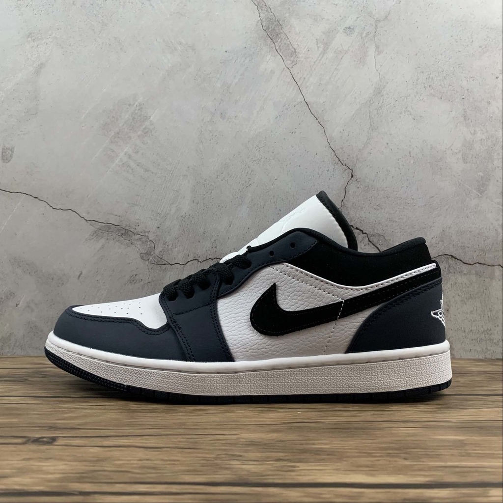 Blue black white store air jordan 1