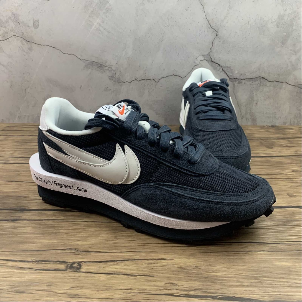 Nike sacai shops blancas