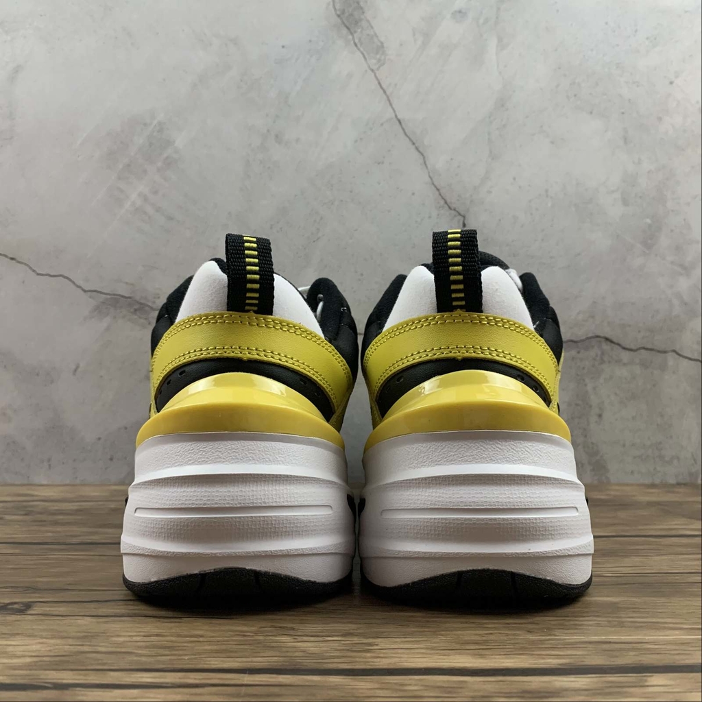 Nike yellow deals sneakers mens