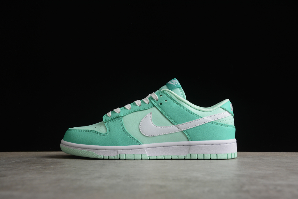 Mint sales green nikes