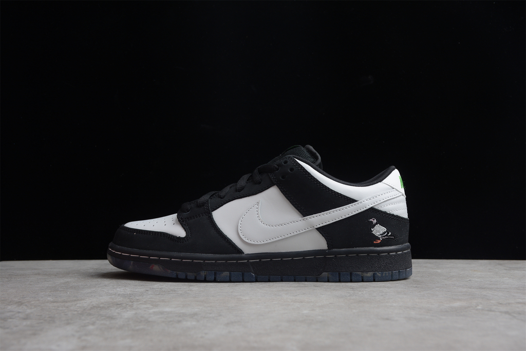 Nike sb dunk store low staple panda