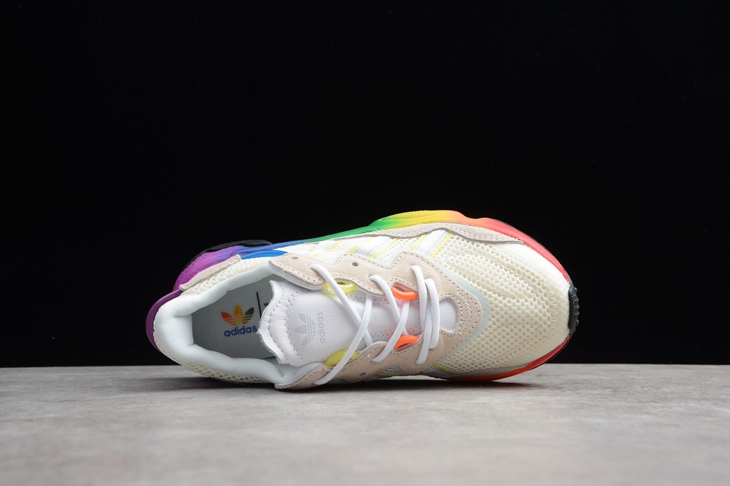 Tenis best sale ozweego pride