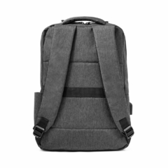 Mochila personalizada para notebook em nylon 900D com um compartimento principal com bolso forrado para notebook 15,6" - loja online