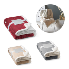 Manta personalizada reversível em tecido polar 190 g/m² acetinado com forro sherpa (225 g/m²), para um maior conforto