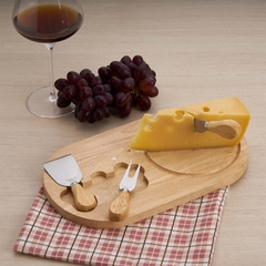 Tabua para queijos personalizada com 3 talheres de servir - comprar online