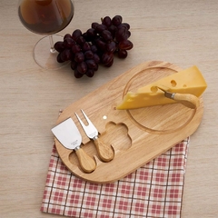 Tabua para queijos personalizada com 3 talheres de servir