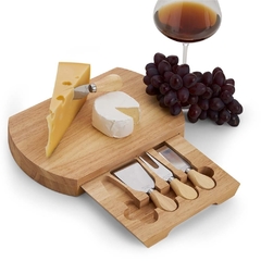 Kit queijo base madeira personalizada com 5 peças