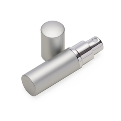 Porta perfume válvula spray frasco de 8 ml na cor prata e personalizado na internet