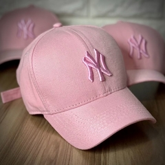 Boné New York - Clássico - Fitinha Strapback - Rosa Monocromático - Combina com tudo - Envio Imediato na internet