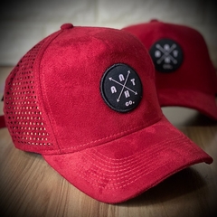 Boné Anth Co - Circle Camurça - Strapback Perfurado a Laser - Vermelho - Original De Alta Qualidade