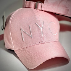 Boné New York City - Fitinha Strapback - Rosa NYC Branco - Combina com tudo - Envio Imediato na internet