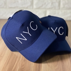 Boné NYC Copa Alta Fundo G - Azul Marinho SnapBack - Original De Alta Qualidade - Encaixe Perfeito - Envio Imediato na internet