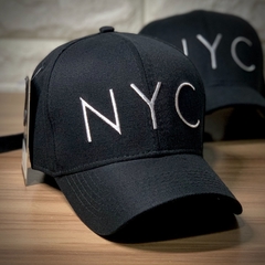 Boné New York City - Fitinha Strapback - Preto NYC Branco - Combina com tudo - Envio Imediato - comprar online