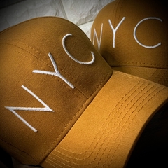 Boné New York City - Fitinha Strapback - Caramelo NYC Branco - Combina com tudo - Envio Imediato na internet