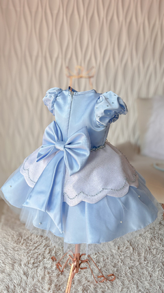 Vestido 2 em 1 Cinderella na internet