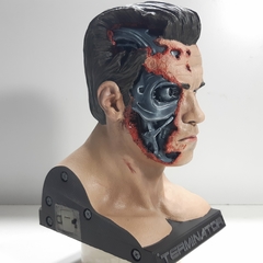 Imagen de Figura Cabeza Terminator en Resina 20 cm pintada a mano, con luz LED