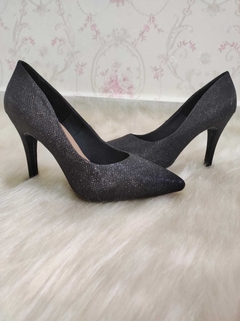 scarpin-della-glitter-preto