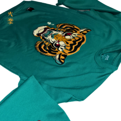 Crewneck Verde Oversize Tigre - Hiken