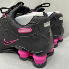 Tênis Feminino Nike Shox NZ - loja online