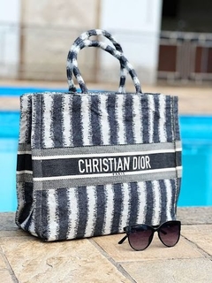 Bolsa Christian Dior Estampas na internet
