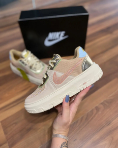 Tênis Nike PLAT Feminino Premium