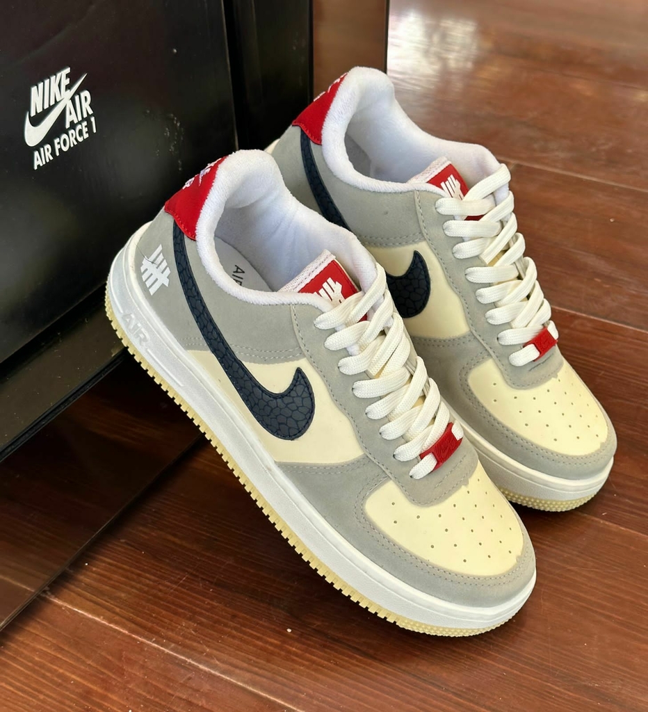 Tênis Nike Air Force 1 Branco e Verde Feminino Premium