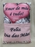 Almofada Travesseirinho com Bolsinho Personalizada Dia das Mães: Coração e Flores: Amor de mãe é tudo! Feliz dia das mães!