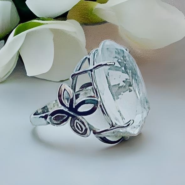 Anillo cuarzo blanco sale