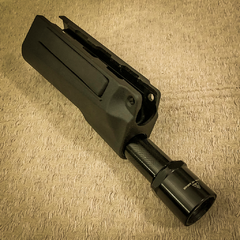 Handguard con Linterna para MP5 A4 - CLASSIC ARMY