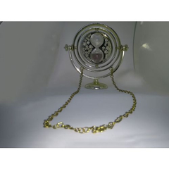 Ampulheta do Tempo Dourado Referente ao Filme Harry Potter ( 3 em 1 porque tem base fixa que fica em cima de mesa, com suporte de parede e se torna pingente para colocar no pescoço ) - loja online