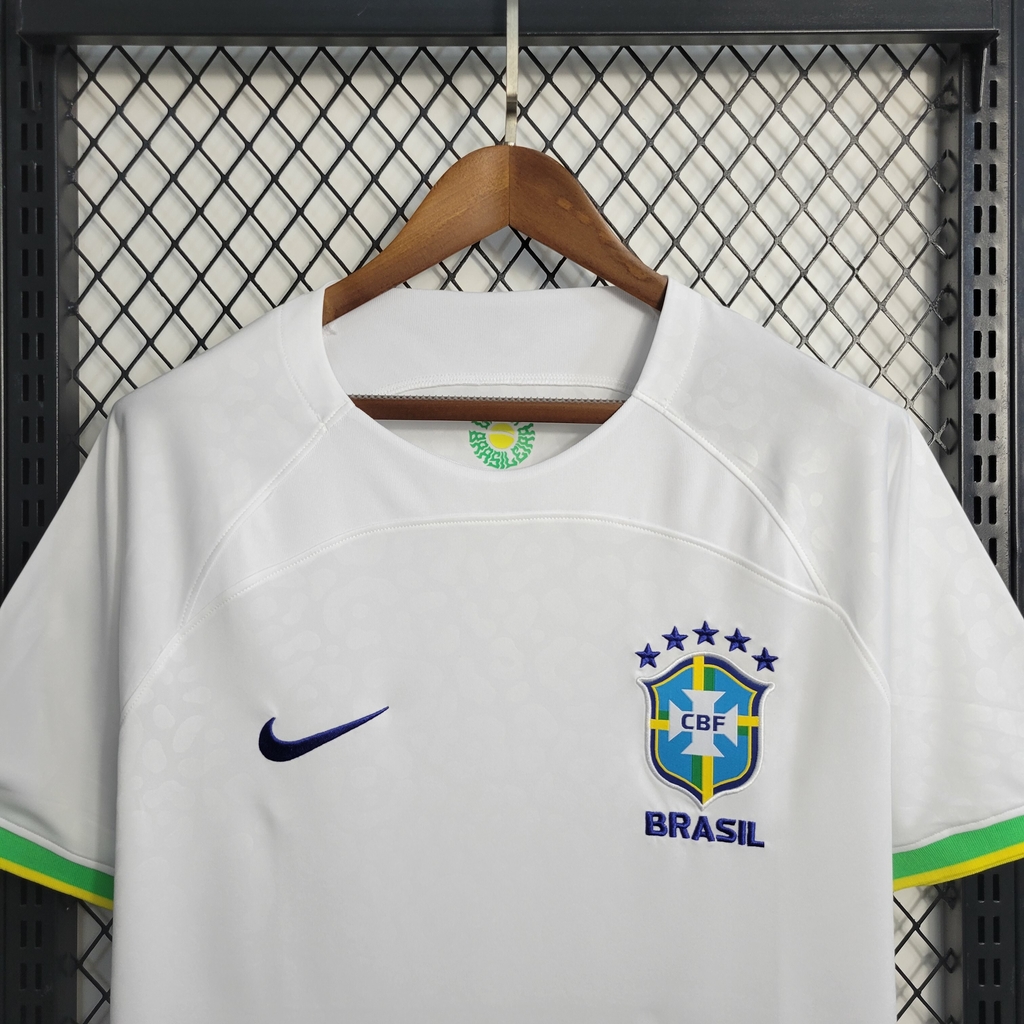 Camisa Brasil Branca 2022 - Torcedor - Masculina - NIKE