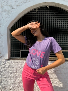 T-SHIRT ESTONADA ROXO LOVE 100% ALGODÃO FEMININA