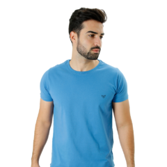 CAMISETA BÁSICA GOLA REDONDA LISA AZUL